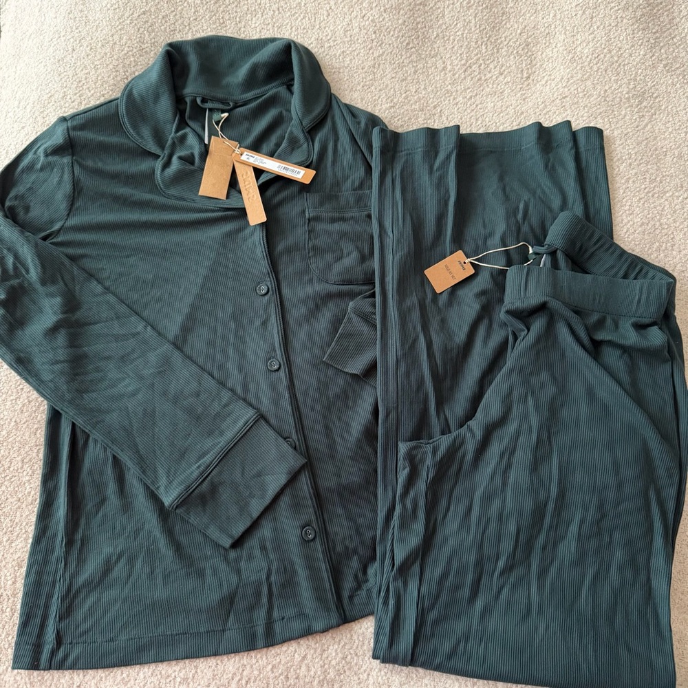 SKIMS Soft Lounge Rib Sleep Set in Cypress